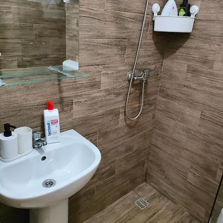 Ivavev Is Us Bythesea 3*