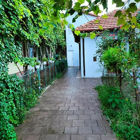 Ivavev Is Us Bythesea Πανσιόν