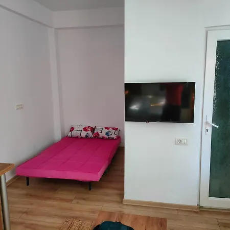 Ivavev Is Us Bythesea