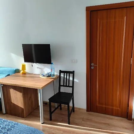 Ivavev Is Us Bythesea