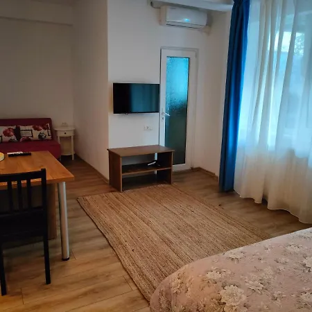 Ivavev Is Us Bythesea Κονστάντζα