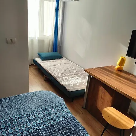 Ivavev Is Us Bythesea