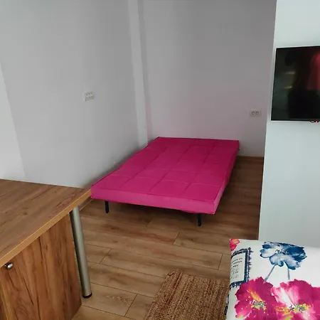 Ivavev Is Us Bythesea 3*