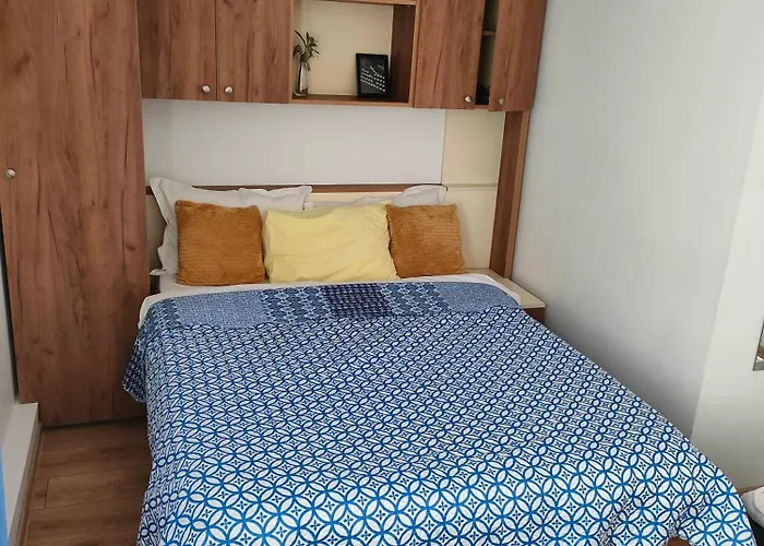 Ivavev Is Us Bythesea 3* Констанца