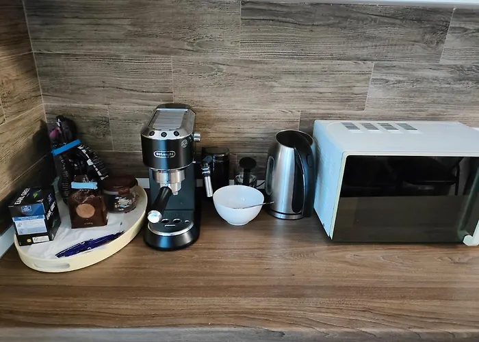 Ivavev Is Us Bythesea Гостьовий будинок 3*