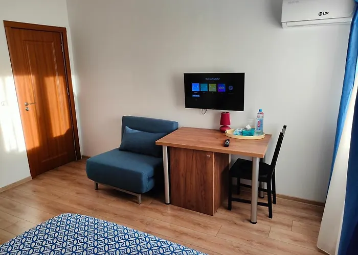 Ivavev Is Us Bythesea 3*