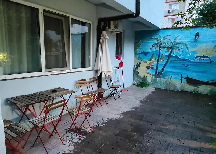 Ivavev Is Us Bythesea