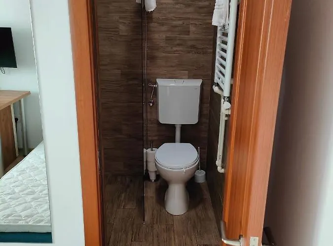 Ivavev Is Us Bythesea Констанца