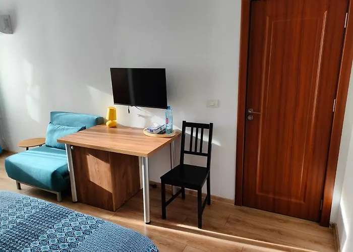 Ivavev Is Us Bythesea 3* Констанца