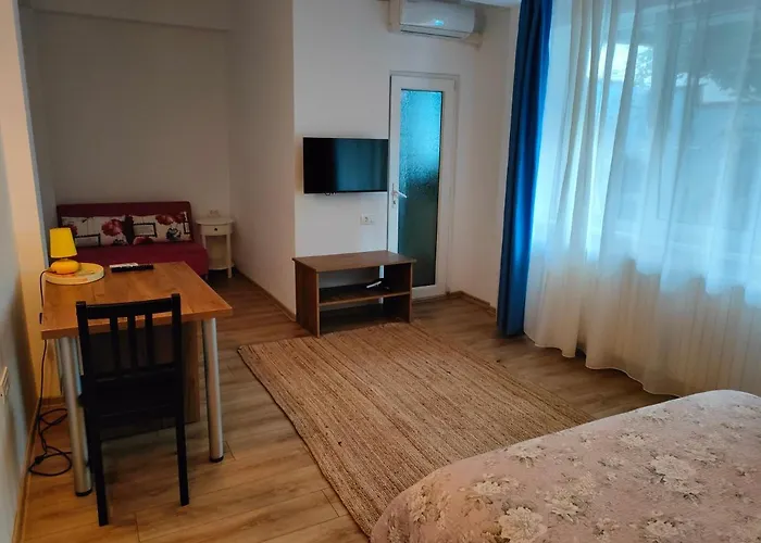 Ivavev Is Us Bythesea Констанца