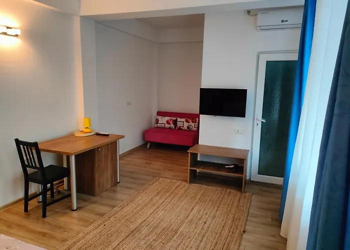 Ivavev Is Us Bythesea 3*