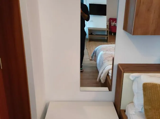 Ivavev Is Us Bythesea Гостьовий будинок Констанца