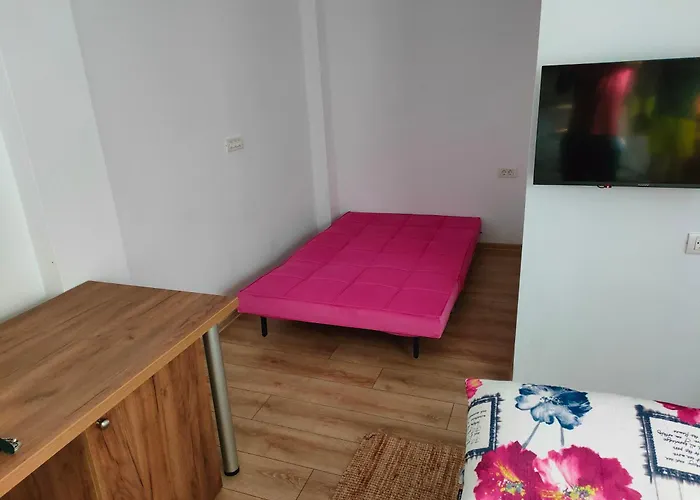 Ivavev Is Us Bythesea 3*