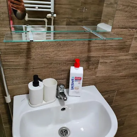 Ivavev Is Us Bythesea קונסטנצה