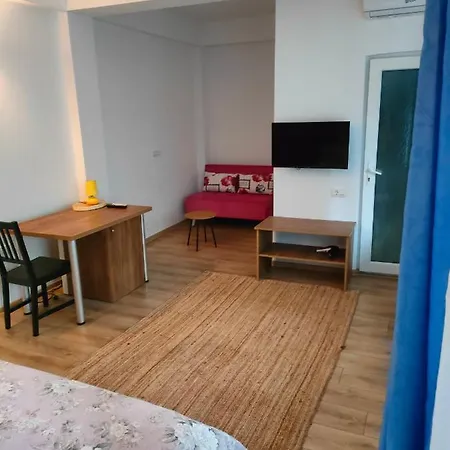 Ivavev Is Us Bythesea 3* קונסטנצה