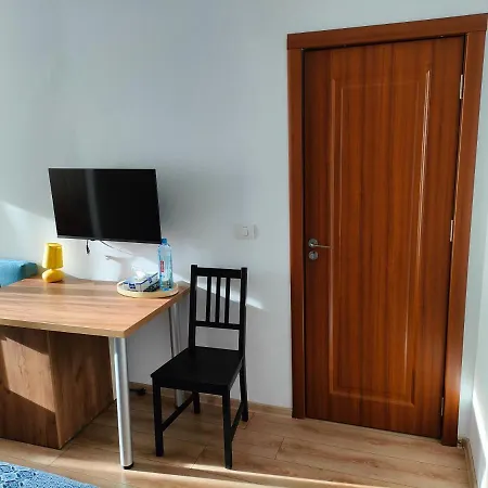 Ivavev Is Us Bythesea 3*