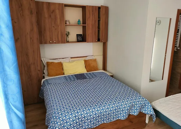 Ivavev Is Us Bythesea Constanţa