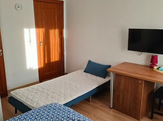 Ivavev Is Us Bythesea ゲストハウス