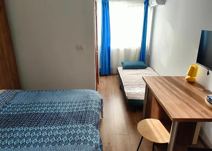 Ivavev Is Us Bythesea ゲストハウス