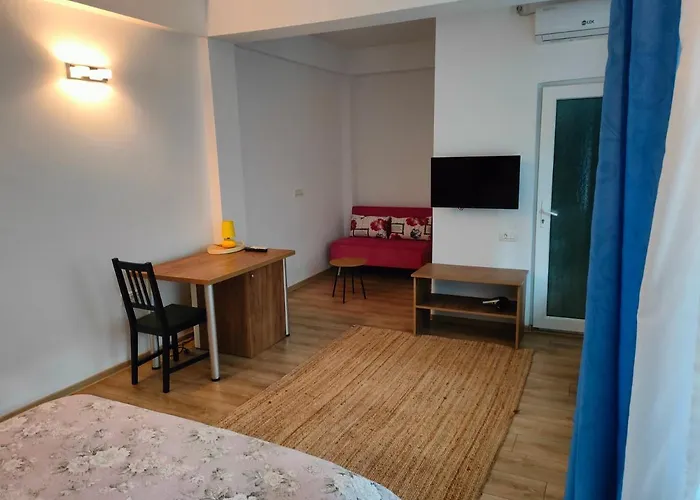 Ivavev Is Us Bythesea 3*