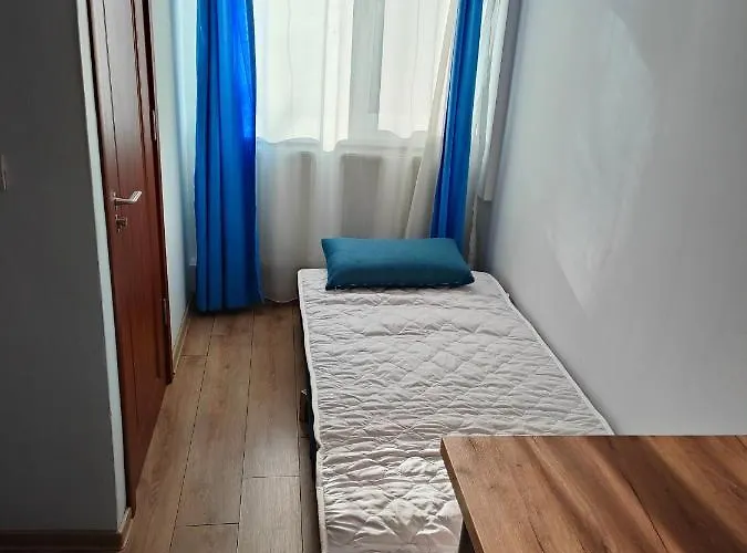 Ivavev Is Us Bythesea コンスタンツァ