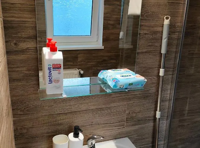 Ivavev Is Us Bythesea コンスタンツァ